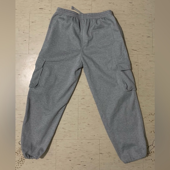 LA Lakers Sweatpants - Picture 2 of 3